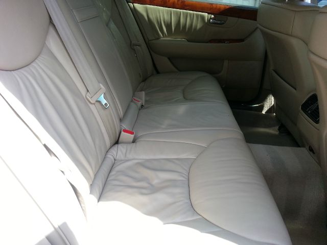 Lexus LS 430 2001 photo 15