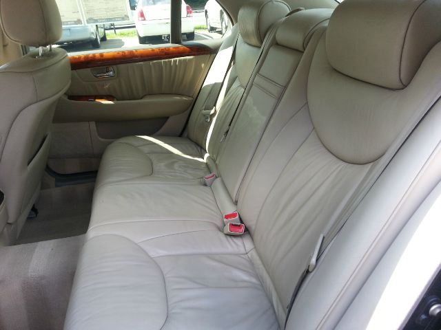 Lexus LS 430 2001 photo 20