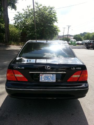 Lexus LS 430 2001 photo 36