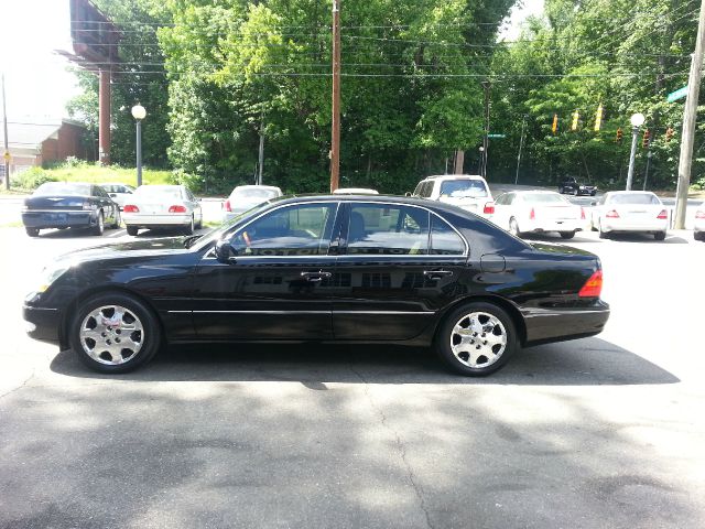 Lexus LS 430 2001 photo 39