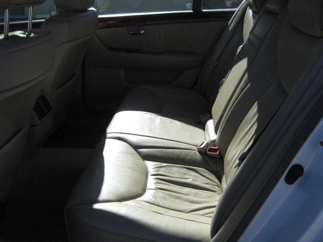 Lexus LS 430 2001 photo 2