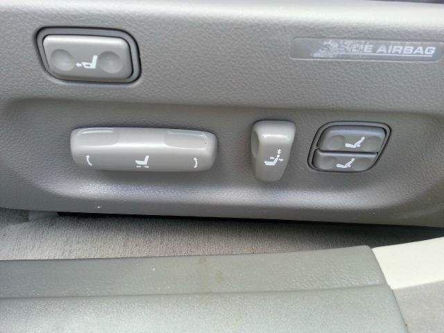 Lexus LS 430 2001 photo 2