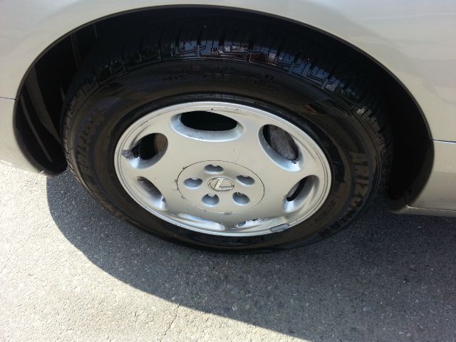 Lexus LS 430 2001 photo 38