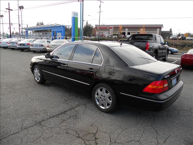 Lexus LS 430 2001 photo 3
