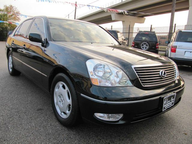 Lexus LS 430 2001 photo 2