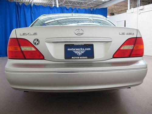 Lexus LS 430 2002 photo 3
