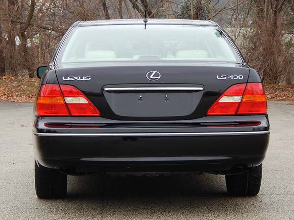 Lexus LS 430 2002 photo 2