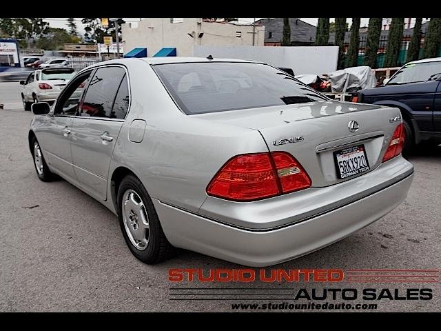 Lexus LS 430 2002 photo 2