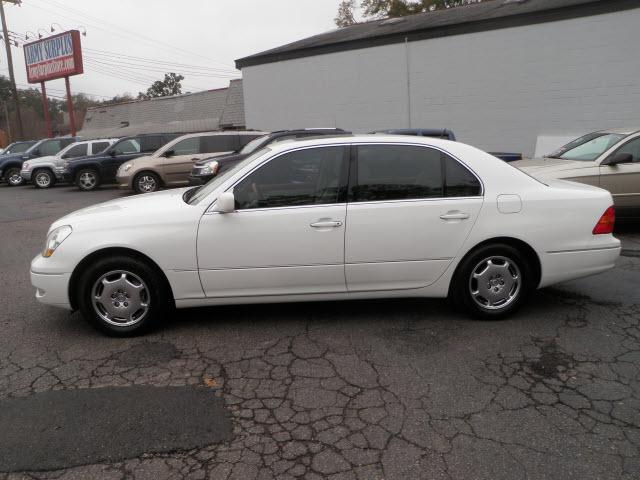 Lexus LS 430 2002 photo 1