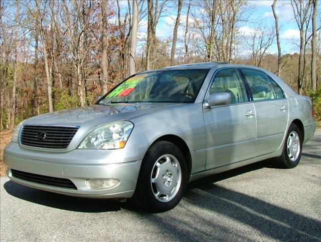 Lexus LS 430 2002 photo 1