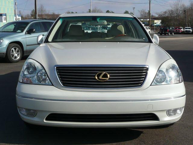 Lexus LS 430 2002 photo 1
