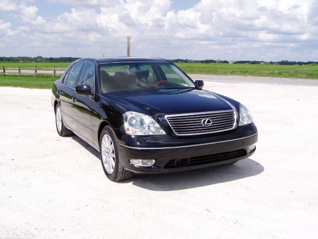 Lexus LS 430 2003 photo 2