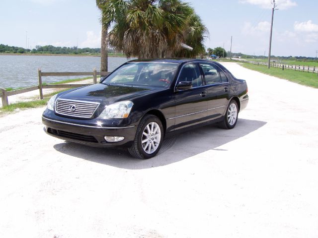 Lexus LS 430 2003 photo 3