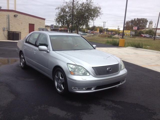 Lexus LS 430 2004 photo 3