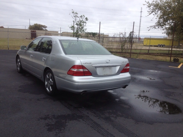 Lexus LS 430 2004 photo 4