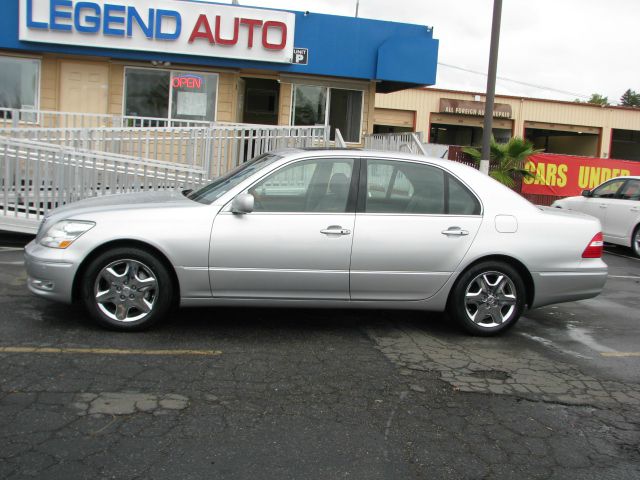Lexus LS 430 2004 photo 1