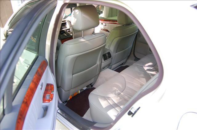 Lexus LS 430 2004 photo 3