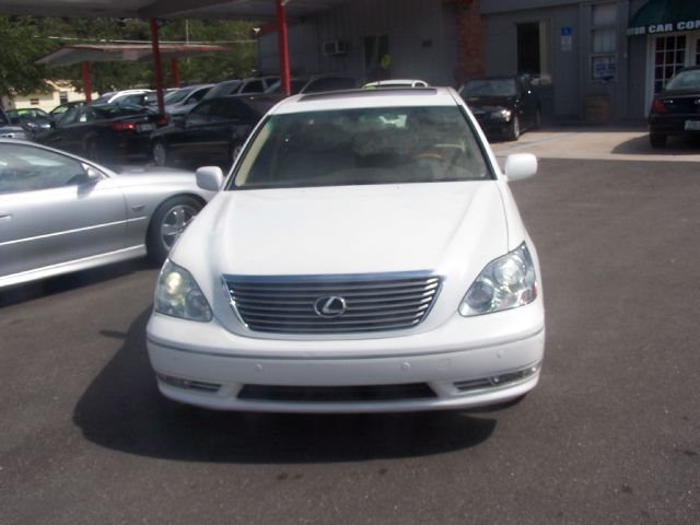 Lexus LS 430 2004 photo 2