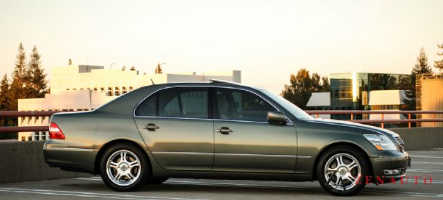 Lexus LS 430 2004 photo 4