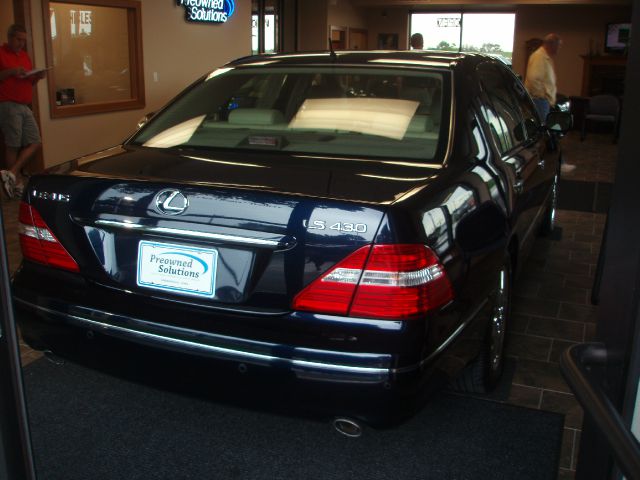 Lexus LS 430 2005 photo 3