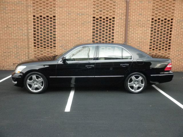 Lexus LS 430 2005 photo 2
