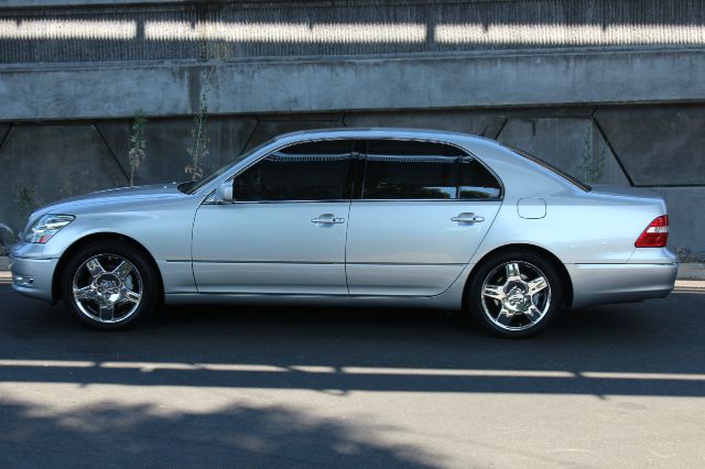 Lexus LS 430 2005 photo 3