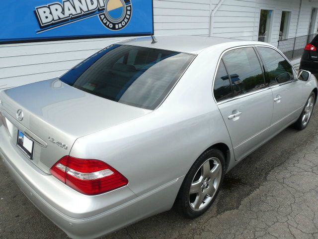Lexus LS 430 2005 photo 4
