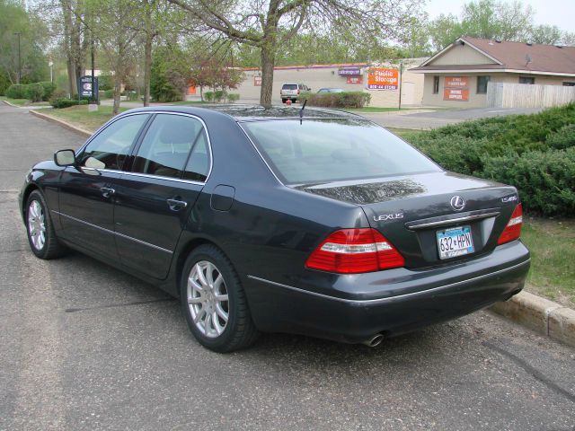 Lexus LS 430 2005 photo 2