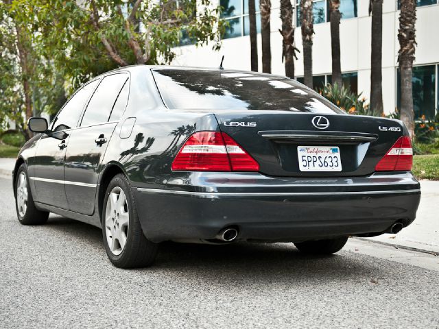 Lexus LS 430 2005 photo 2