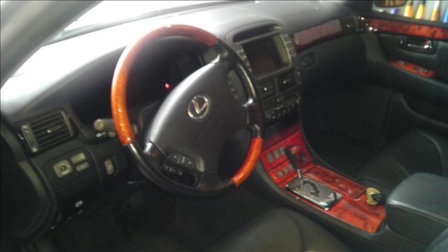 Lexus LS 430 2005 photo 2
