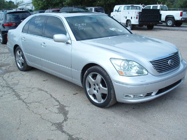 Lexus LS 430 2006 photo 2