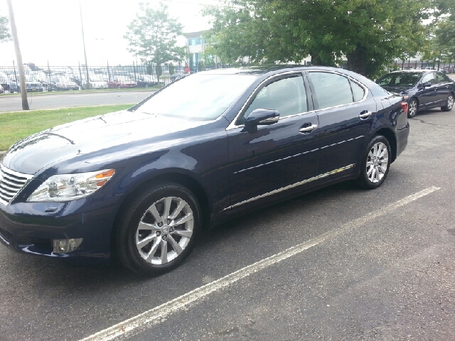 Lexus LS 430 2010 photo 2