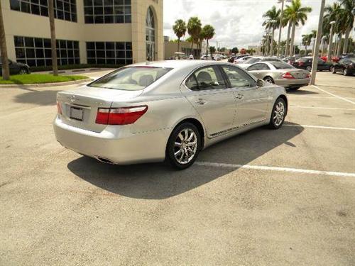 Lexus LS 460 2007 photo 2