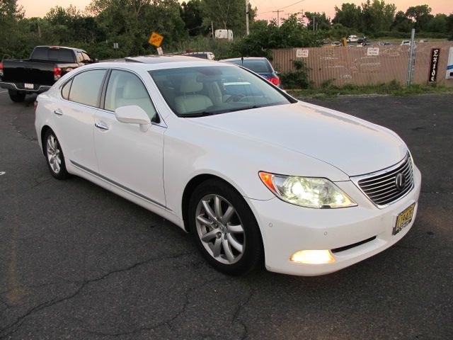 Lexus LS 460 2007 photo 2