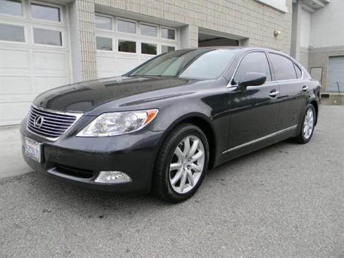 Lexus LS 460 LT Extended,8 FOOT BOX Other