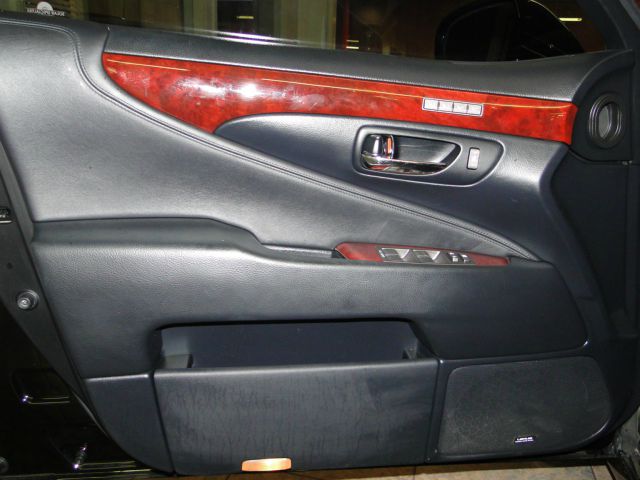 Lexus LS 460 2007 photo 10