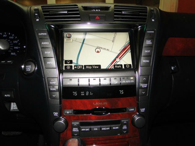 Lexus LS 460 2007 photo 31