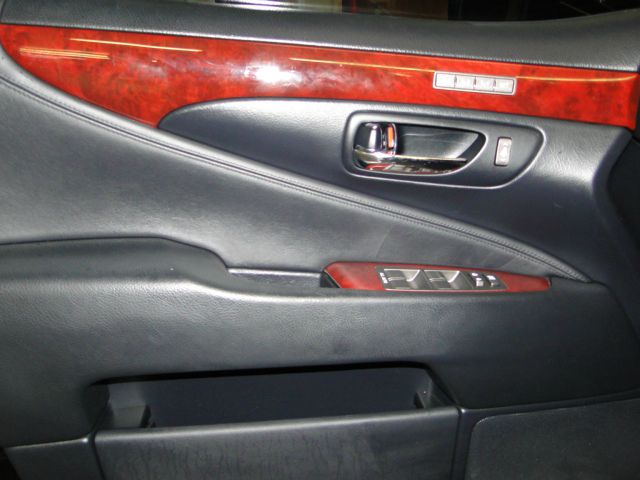 Lexus LS 460 2007 photo 36