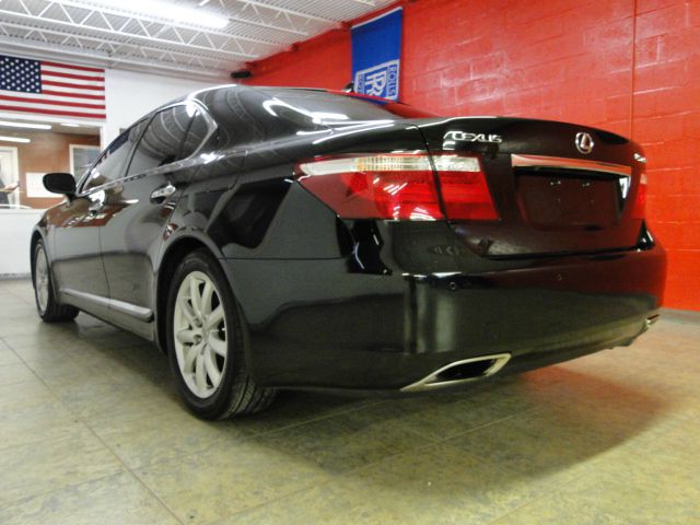 Lexus LS 460 2007 photo 42