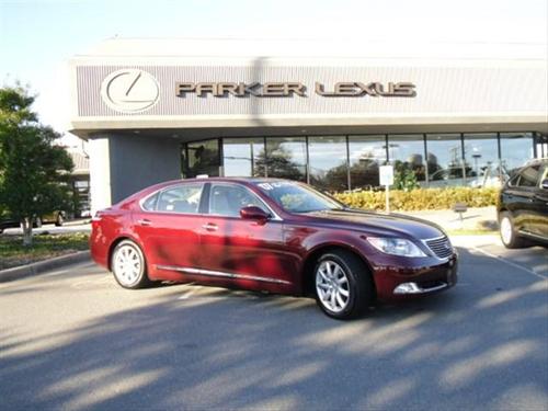 Lexus LS 460 LT Extended,8 FOOT BOX Other