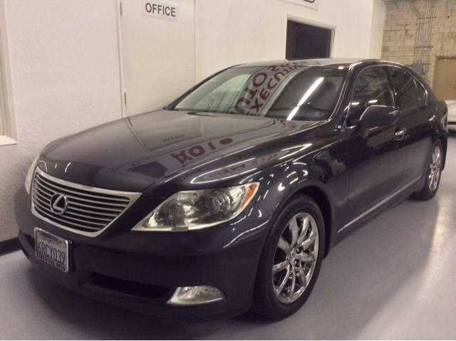 Lexus LS 460 2008 photo 2