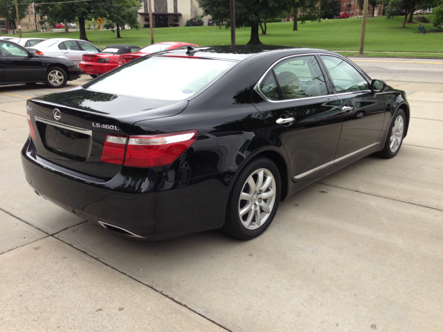 Lexus LS 460 2008 photo 2