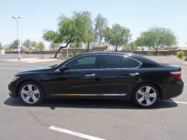 Lexus LS 460 2008 photo 2