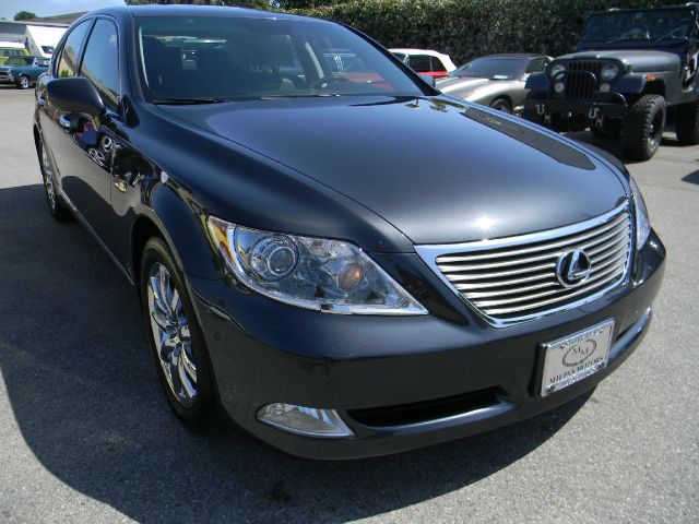 Lexus LS 460 2008 photo 2