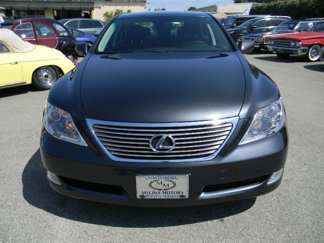 Lexus LS 460 2008 photo 3
