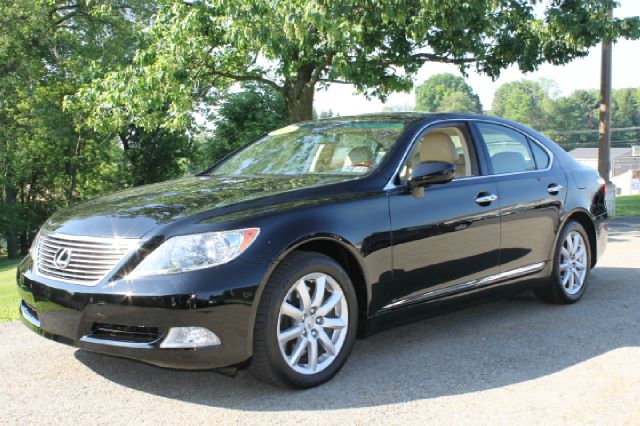 Lexus LS 460 2009 photo 2