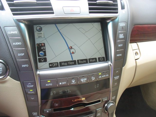 Lexus LS 460 2009 photo 12