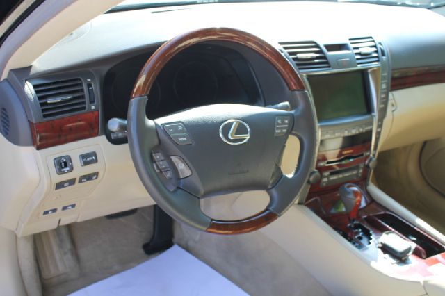 Lexus LS 460 2009 photo 3
