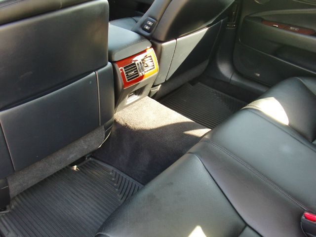 Lexus LS 460 2011 photo 8
