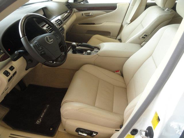Lexus LS 460 2013 photo 3